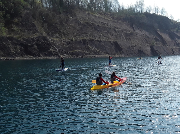 hen party on water